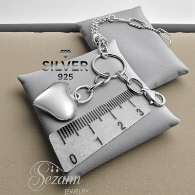 Сребърна гривна 925 с висулка сърце – елегантен символ на любов и стил | Sezam Jewelry